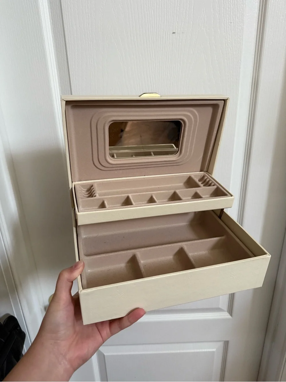 Vintage Cream Jewelry Storage Box with Gold Trim